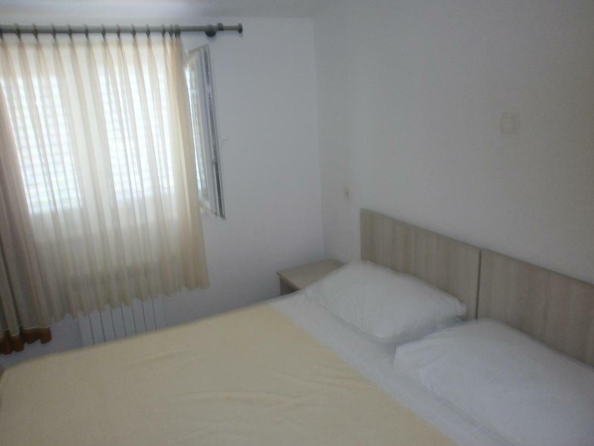 Apartments Ljubica Biograd Na Moru Exterior foto